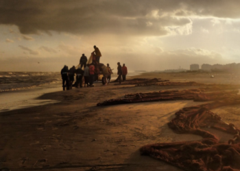 Aladdin El Deeb captures the essence of coastal communities through the photography