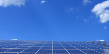 China's Revolutionary Solar Power Station: Generating Clean Energy, Salt, and Shrimp